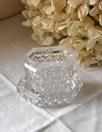 1940年代のアンティークのプレスドグラス (pg-987)