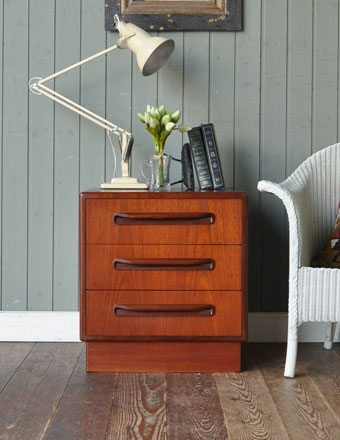 1970年代のG-PLAN のアンティーク ベッドサイドチェスト  (q-194-f)