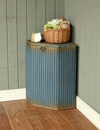 イギリスから届いたアンティーク家具、ブルー色のロイドルームボックス (q-350-f)