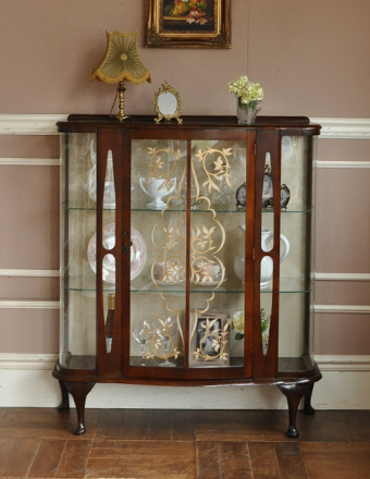 英国デザインのアンティーク家具、美しいガラスのショーケース (q-379-f)