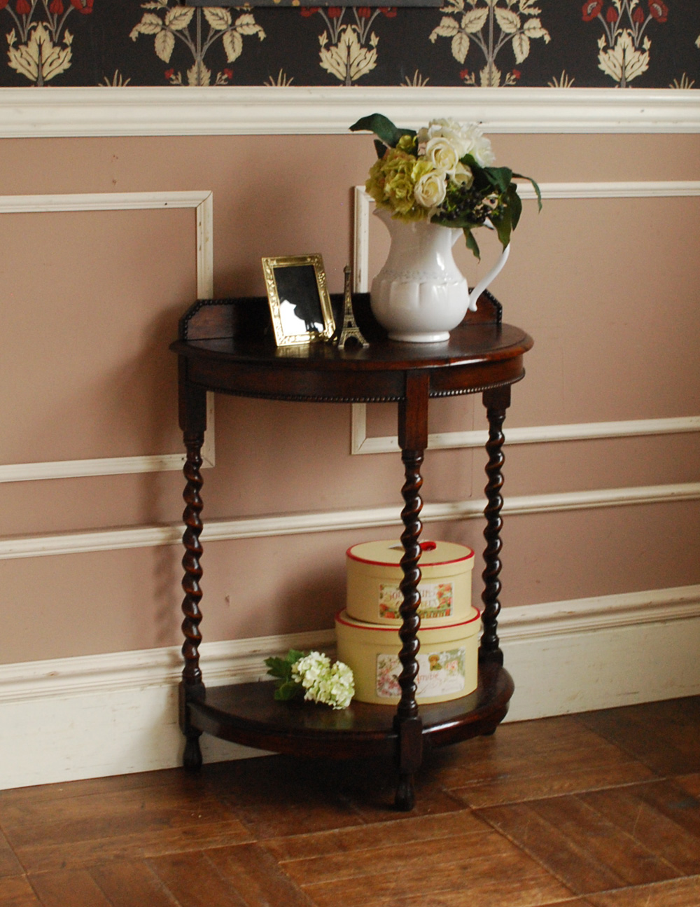 ツイストデザインのアンティーク英国家具、半月型のコンソールテーブル (q-410-f)