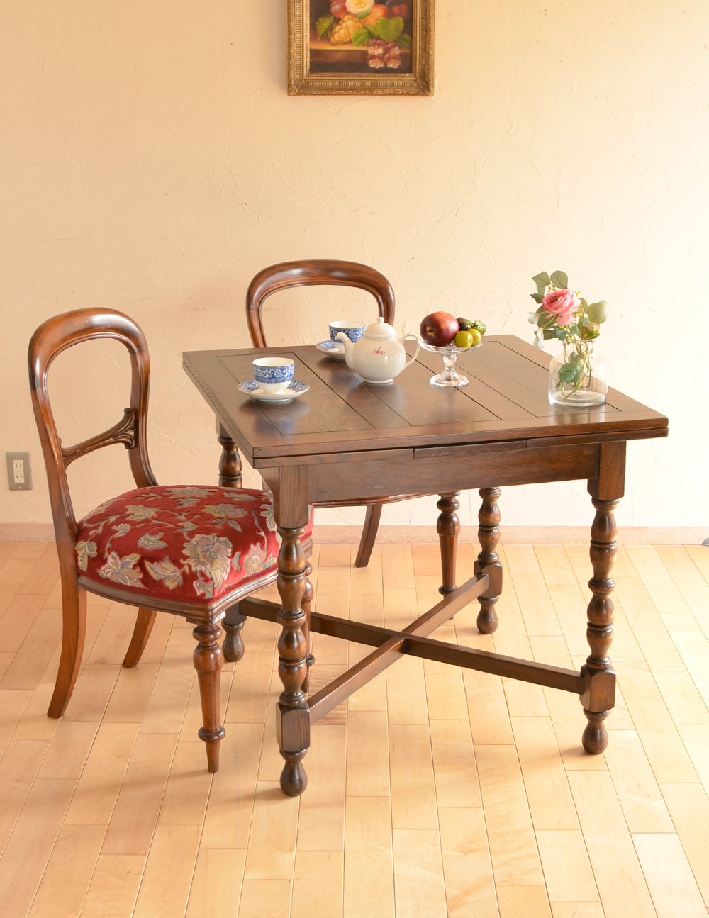 美しい英国のアンティーク家具、使う人数に合わせてサイズが変えられるドローリーフテーブル（伸張式テーブル） (q-691-f)
