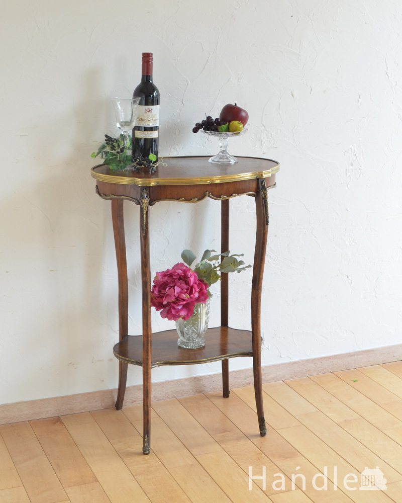 象嵌が美しいウォルナット材のアンティークサイドテーブル（オケージョナルテーブル） (q-922-f)