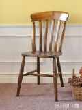 イギリスのおしゃれなアンティークの椅子、ナチュラル感漂うキッチンチェア