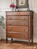英国のおしゃれなチェスト、便利に使えるアンティークのバチェラーチェスト