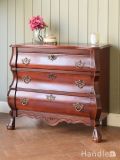 フランスのおしゃれなチェスト、優雅なアンティーク家具の3段コモード