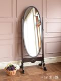 オーバル型の美しいシュバルミラー、実用的に使えるアンティークの姿見