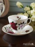 コルクラフ(Colclough)のカップ＆ソーサー、深紅色のバラがキレイなアンティーク陶磁器