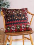 オールドキリムのクッションカバー、お花×chestモチーフのおしゃれなクッション