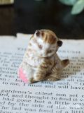 WADE社のビンテージ陶器(Whimsies) Tom Smith Crackers Cat Collectionの子ネコ