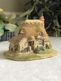 イギリスから届いたレンガ造りの可愛いミニチュアハウス、Lilliput Lane(リリパット レーン)のハンドメイドのお家