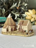 水車がある可愛い農作業小屋のミニチュア、Lilliput Laneリリパットレーンの可愛いお家