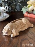 イギリスから届いたアンティークの花器、Shaw＆Copestake社シルバックの犬のオブジェ