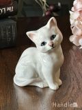ベスウィック社（BESWICK ）のフィギュリン、白猫のアンティークオブジェ