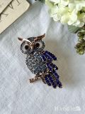 イギリスから届いたビンテージブローチ、幸せを運んでくるフクロウのアクセサリー