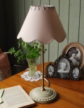 コントワール・ド・ファミーユのテーブルランプ 