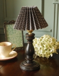 コントワール・ド・ファミーユのテーブルランプ