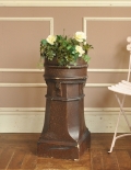 ガーデニングにオススメのアンティーク家具、チムニーポット（煙突）