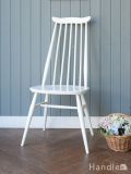 アーコール（ERCOL)社のビンテージチェア、白くペイントしたゴールドスミスチェア