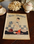 フランスから到着　ディスプレイにピッタリのお洒落な表紙のアンティーク雑誌（ Mode Pratique 1927 ）
