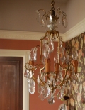 フランスで買い付けてきたアンティークのシャンデリア　