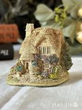 イギリスから届いた可愛いミニチュアハウス、リリパットレーン（Lilliput Lane）のお家