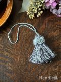 コンパクトサイズの可愛いタッセル、アンティークカギ用のおしゃれな房