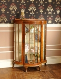 イギリスのアンティーク家具、ガラスキャビネット（飾り棚）