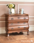 フランスの優雅なアンティーク家具、３段チェスト（コモード）