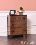 イギリスのアンティークチェスト、小さくてドッシリした英国家具