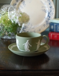 ジャスパーウェア　カップ＆ソーサーアンティークWedgwood（セージグリーン）