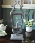 フランスからやってきたランタンのモチーフの可愛いテーブルランプ（Ｅ14シャンデリア球1個付）