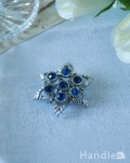イギリスから届いたブルーが美しいお花のアンティークブローチ（アクセサリー）