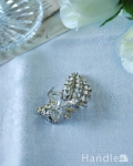 イギリスで見つけた輝くお花のアンティークアクセサリー（ブローチ）