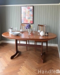 G-PLANの伸張式ヴィンテージ家具、お洒落なエクステンションテーブル