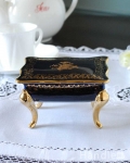 金彩が華やかなフランスで見つけたリモージュのジュエリーケース