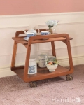 キッチン、ダイニングで使えるヴィンテージ家具、どこから見てもお洒落なトロリー（ワゴン） 