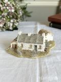 イギリスから届いたミニチュアのファームハウス、アイリッシュコレクションのLilliput Lane(リリパット レーン)
