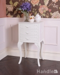 フランスからの可愛いアンティーク家具、ホワイトペイントのベッドサイドチェスト