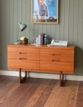 G-PLANのヴィンテージ家具、テレビボードにもなるサイドボード（チェスト）