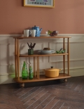 キッチン、ダイニングで使えるヴィンテージ家具、スッキリしたトロリー（ワゴン）