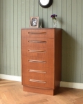 G-PLANのヴィンテージ家具、シンプルモダンな６段チェスト