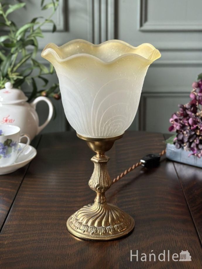 真鍮製のおしゃれなテーブルランプ、アンティーク調のアッパータイプのスタンドライト (tl-0209)