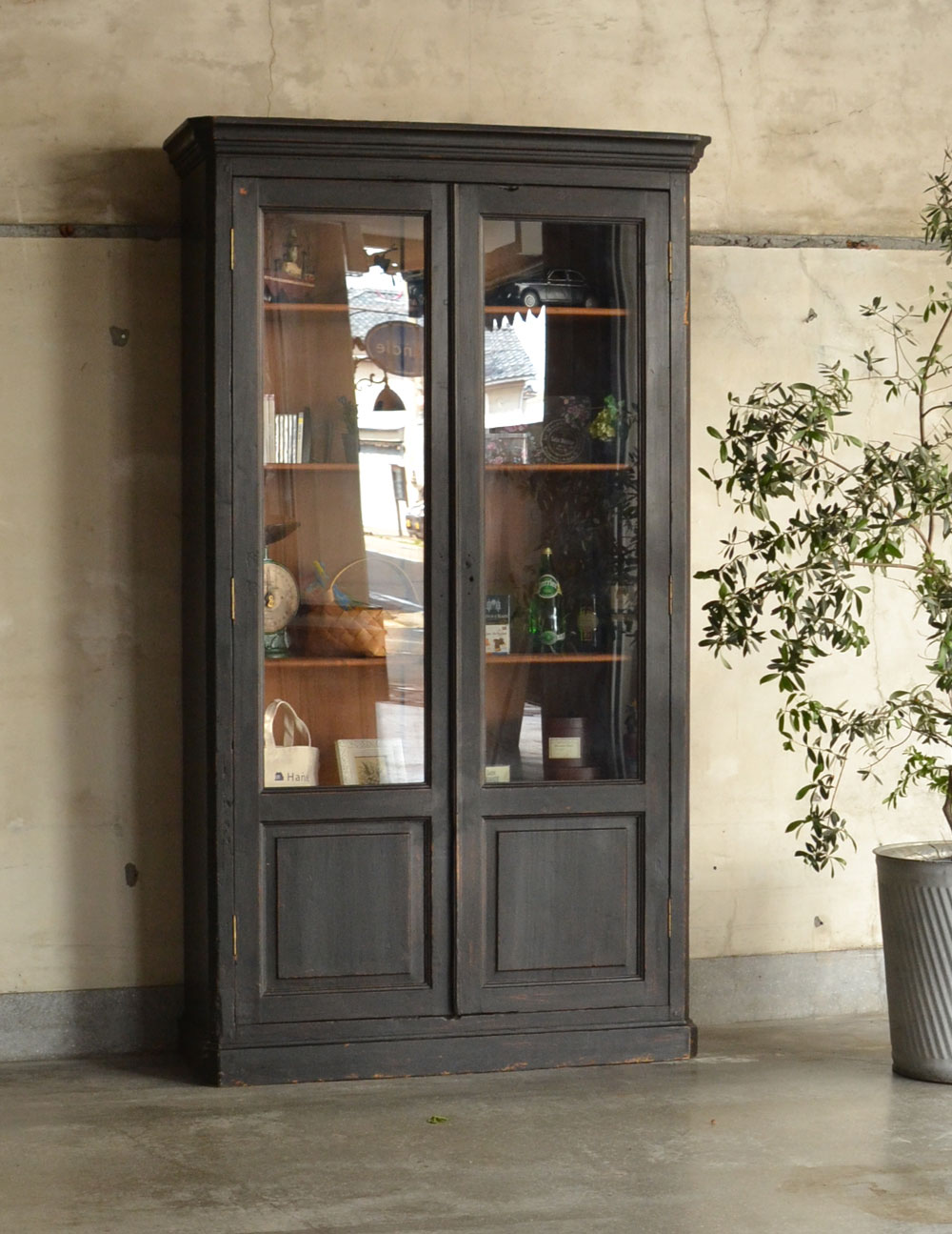 アンティークのフレンチ収納家具、大きなガラスが入ったキャビネット (x-731-f)