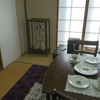 アンティークのキャビネット