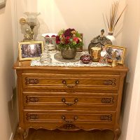 アンティークのチェスト