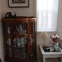 アンティークのキャビネット