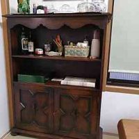 アンティークのキャビネット