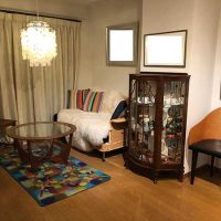 アンティークのキャビネット