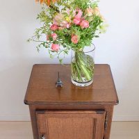 サイドボード（木扉のキャビネット）